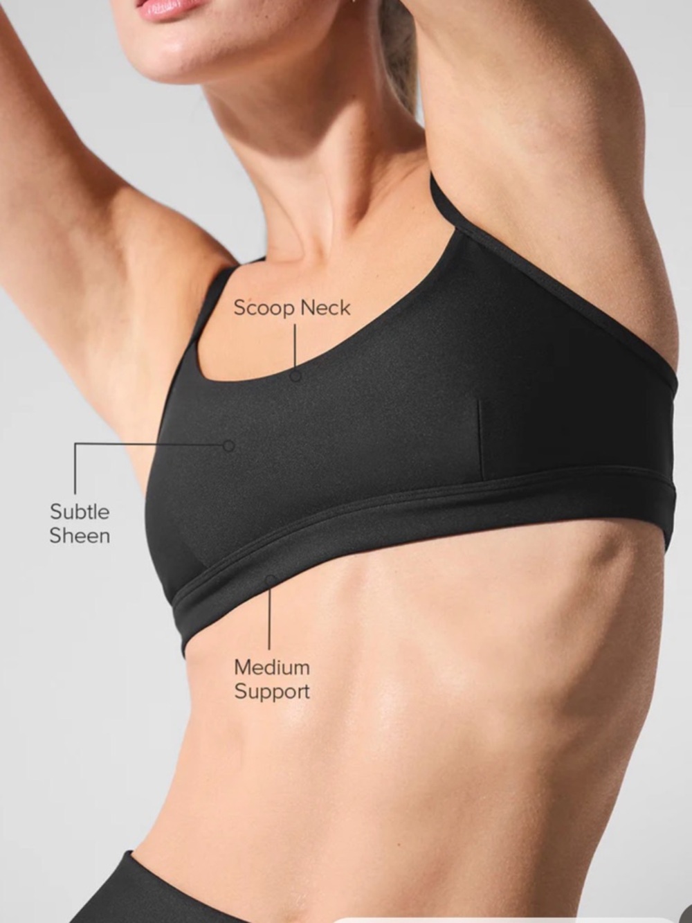 Alo Yoga Airlift Intrigue Bra in black